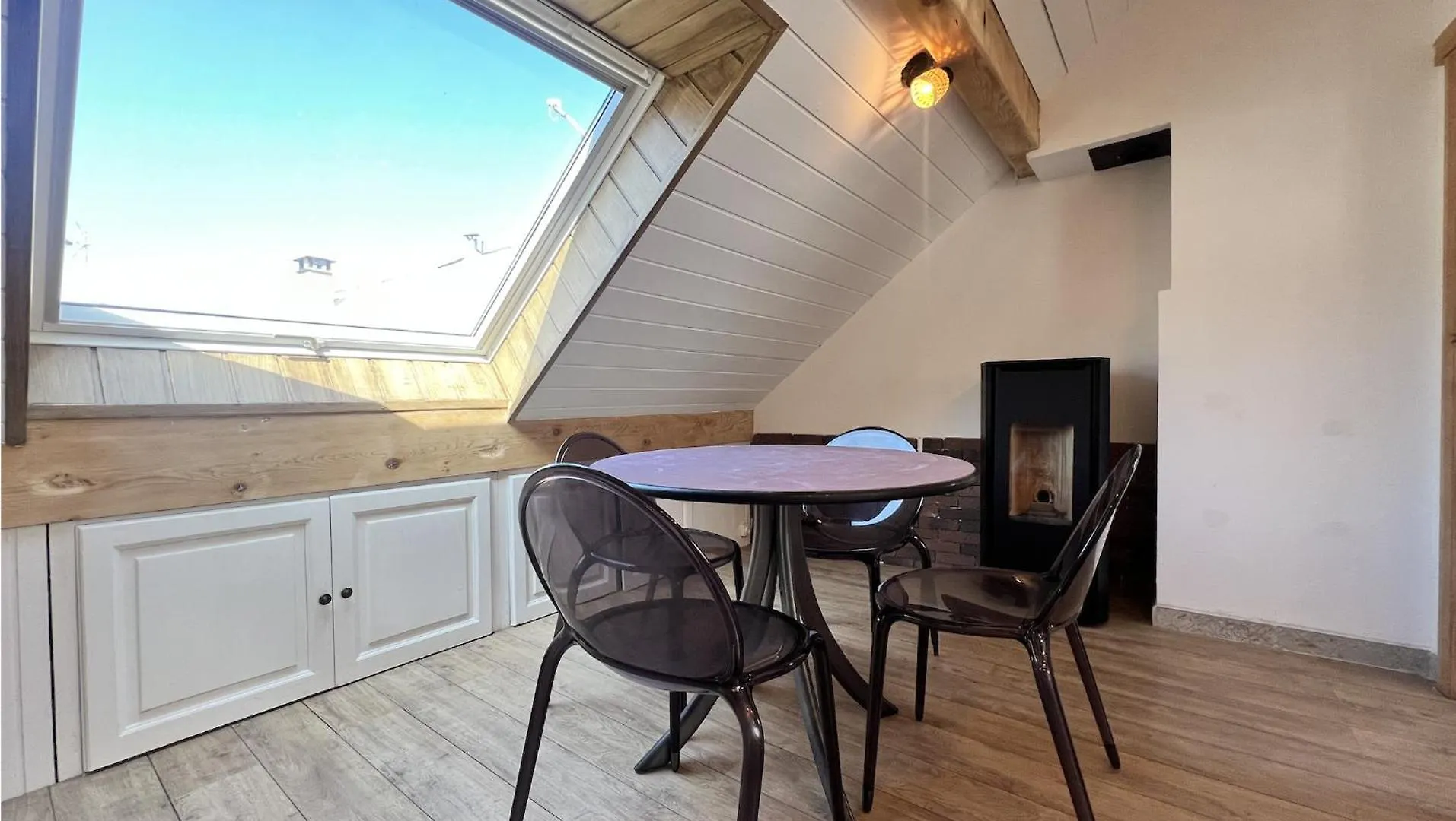Appartement Centre Ville Embrun Apartment