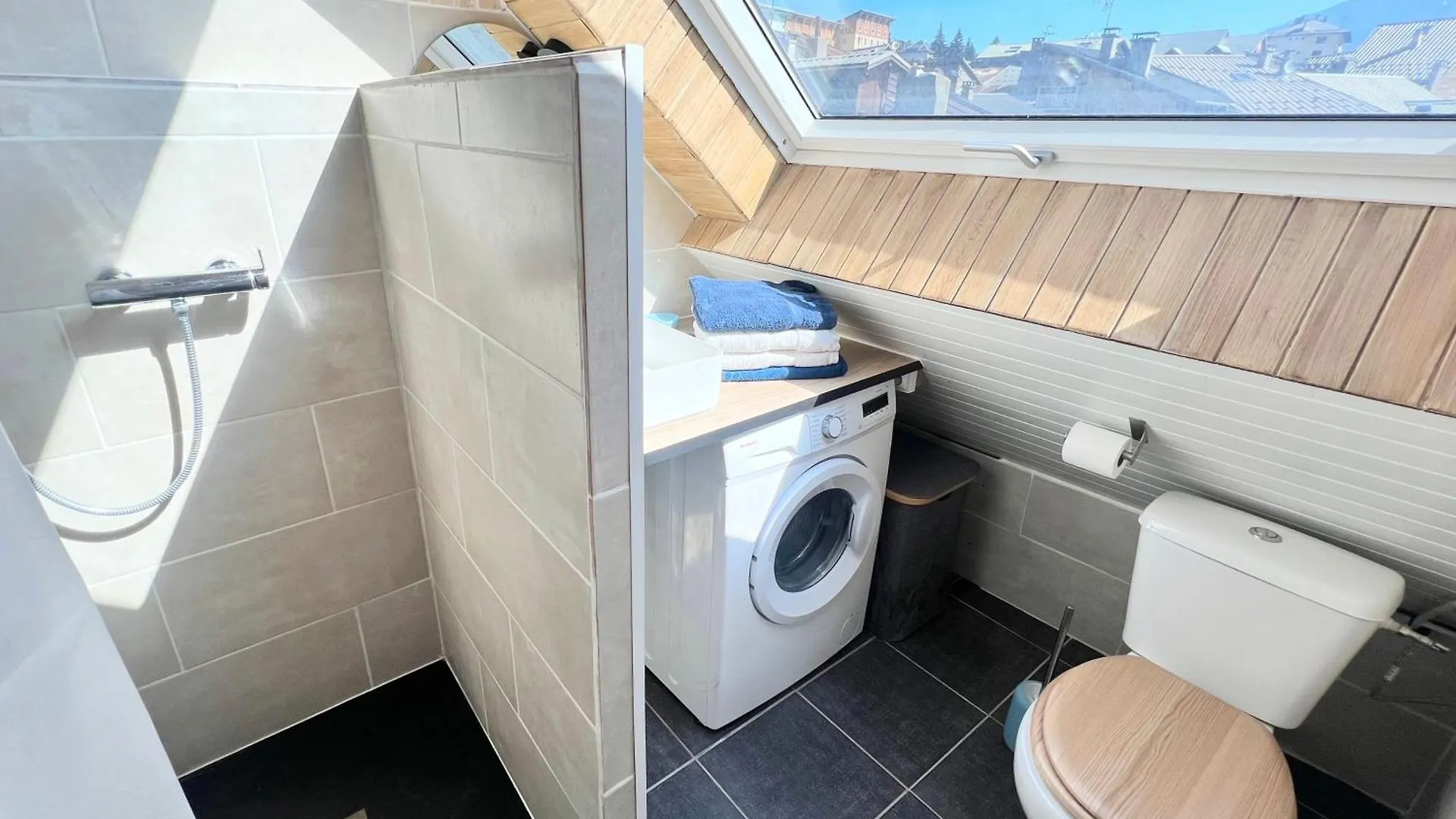 Appartement Centre Ville Embrun France